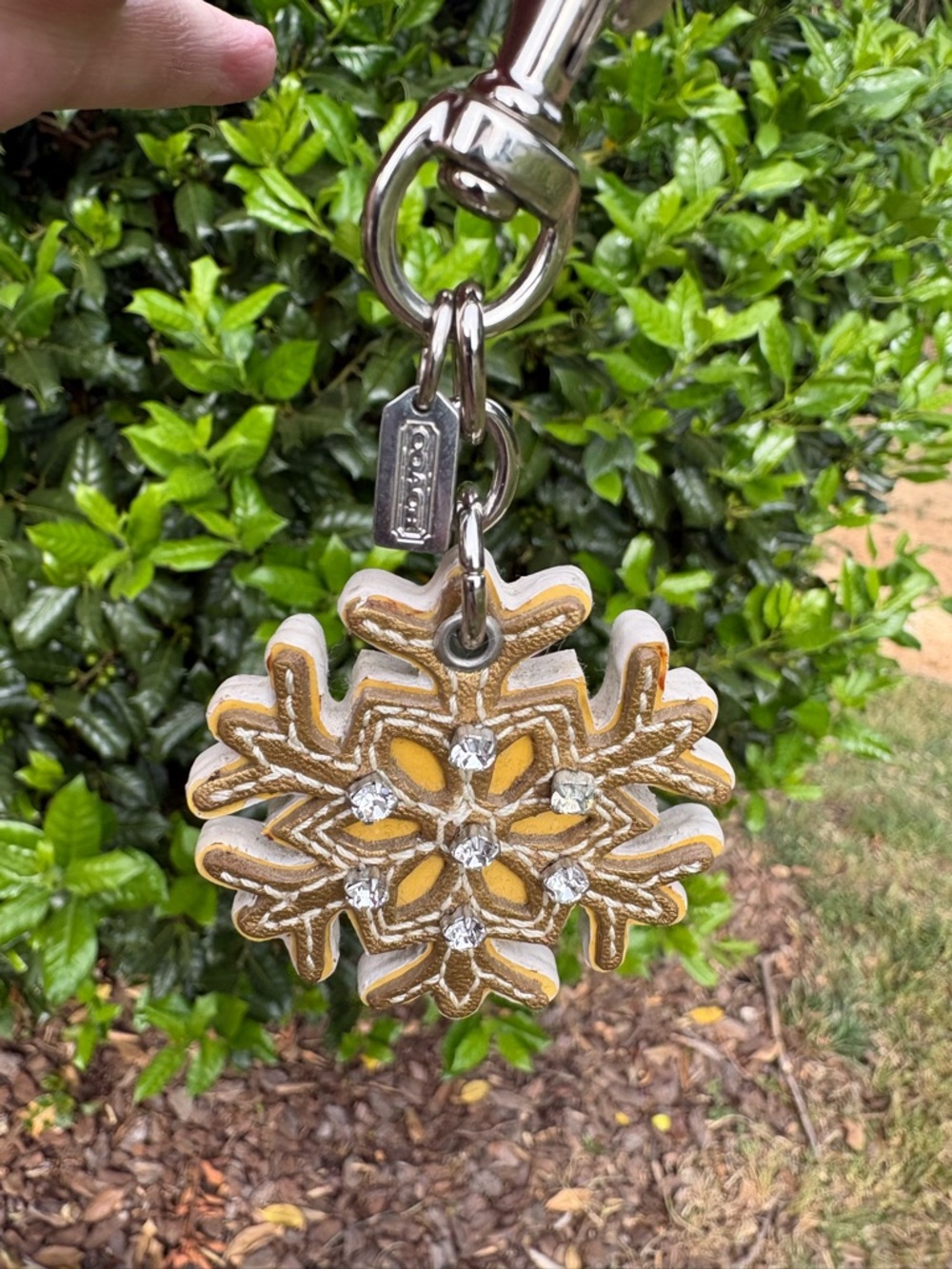 Coach rare Gold Snowflake With Rhinestones EUC - Picture 4 of 7